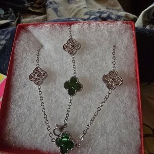 Elegant Silver and Green Clover Necklace